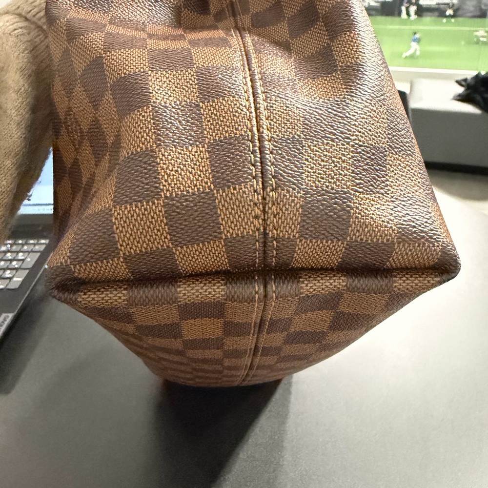 Louis Vuitton Graceful MM in Damier Ebene - Picture 13 of 13